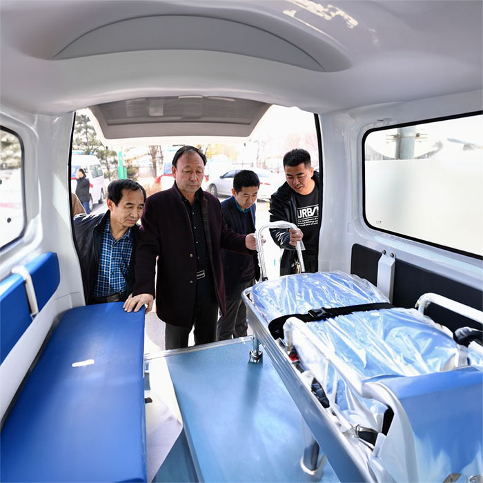 成都出租120